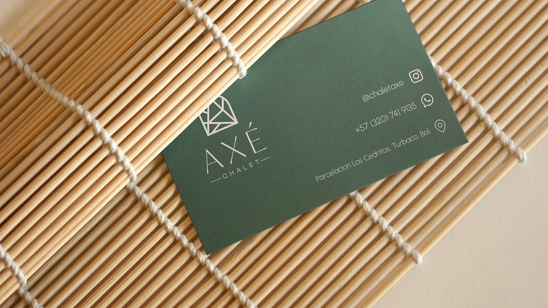 Axé Chalet, proyecto de branding de Visora